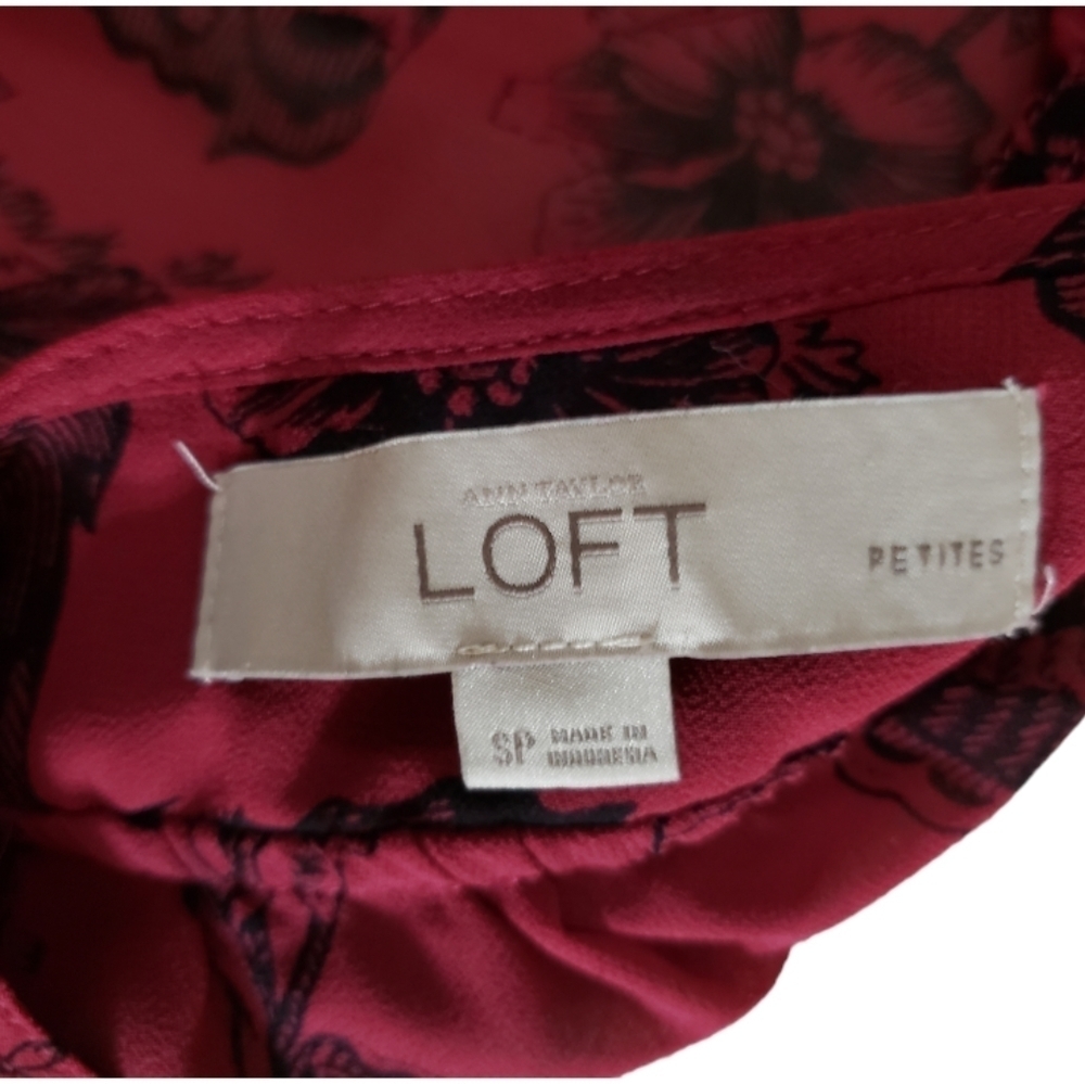 Ann Taylor Loft Womens Blouse Red BLACK BUTTERFLIES Size SP Long Sleeve Sheer - Picture 7 of 8